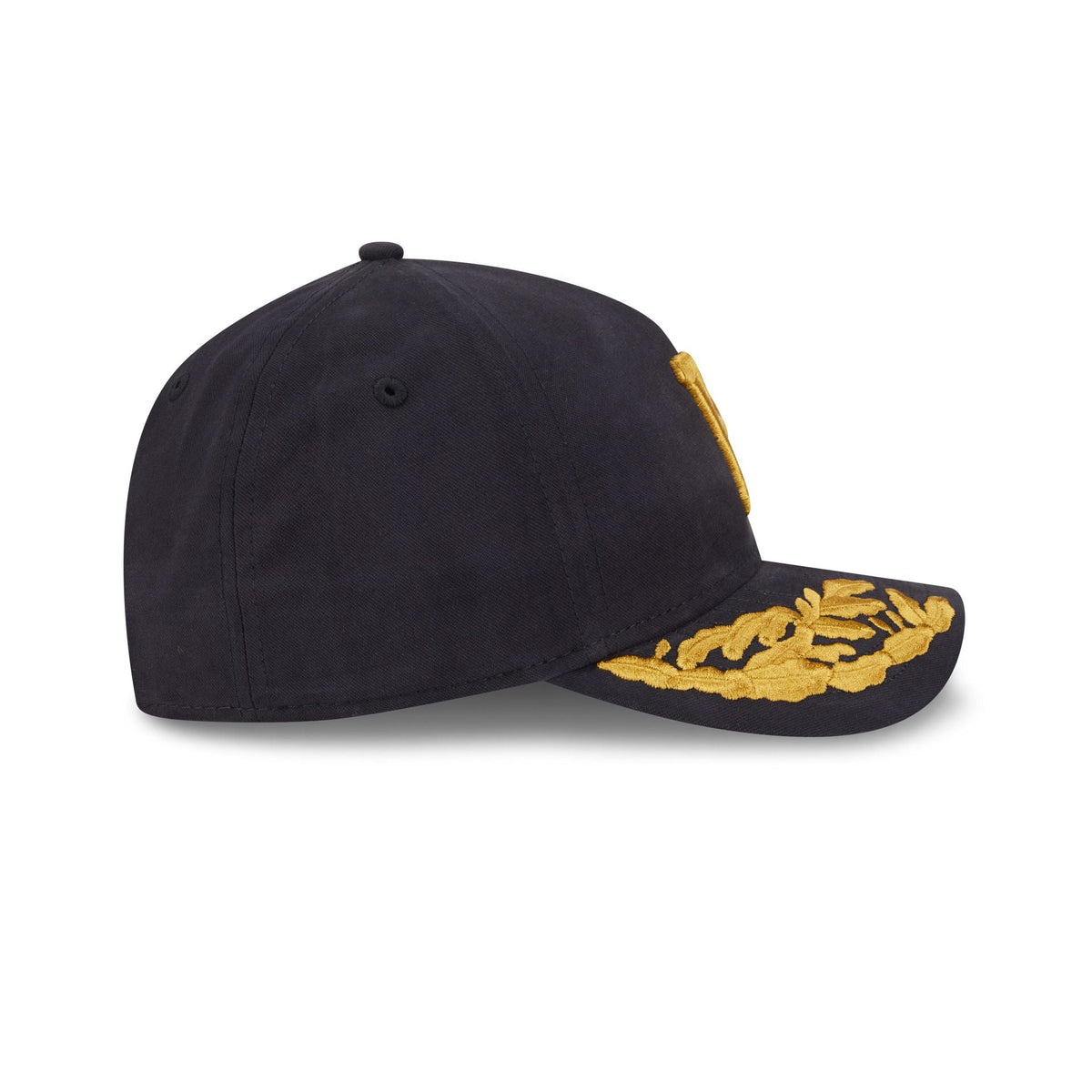 Alpha Industries x Pittsburgh Pirates Black 9FORTY M-Crown A-Frame Snapback Hat
