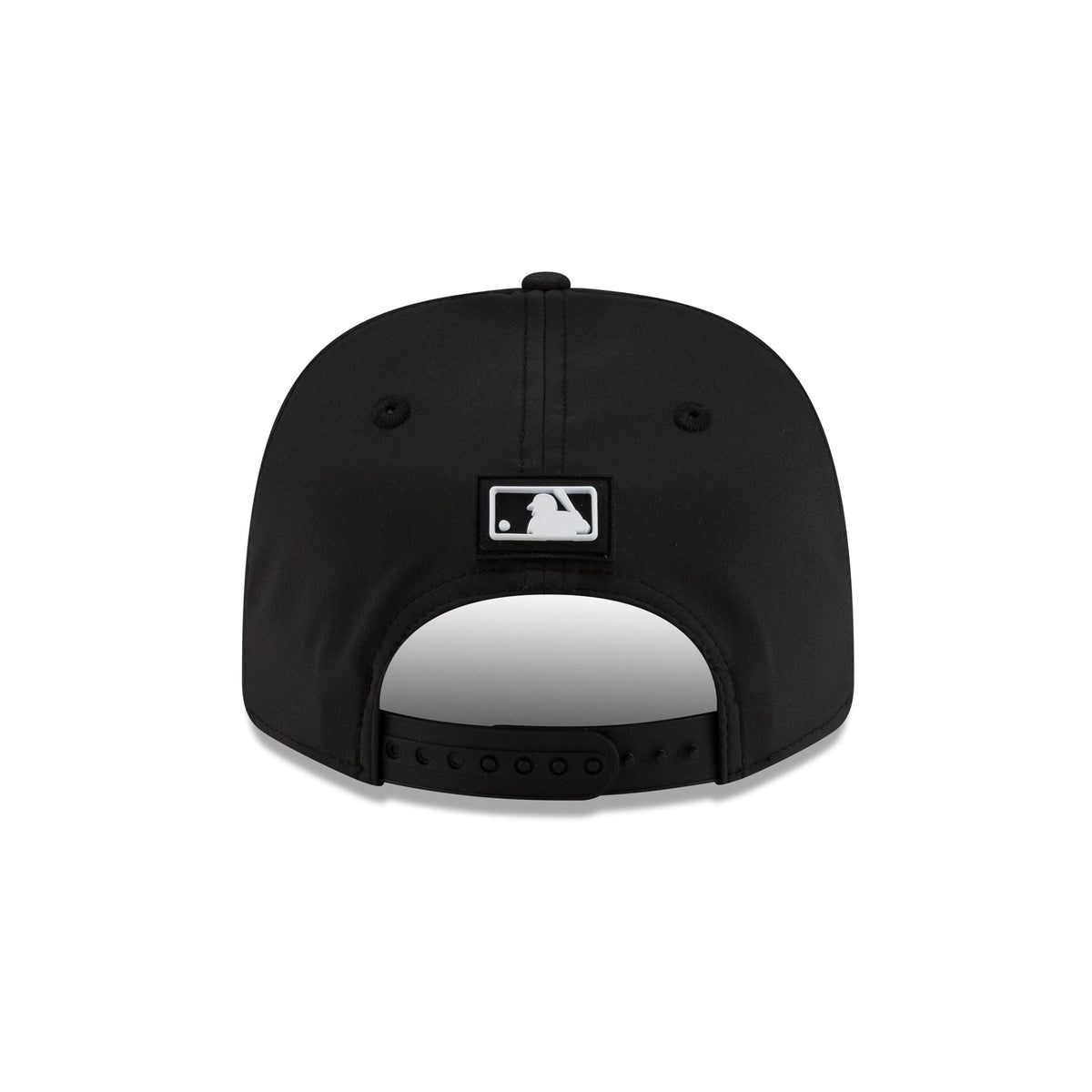Kansas City Royals 2026 Clubhouse Black & White Split Panel 9SEVENTY Stretch-Snap Hat
